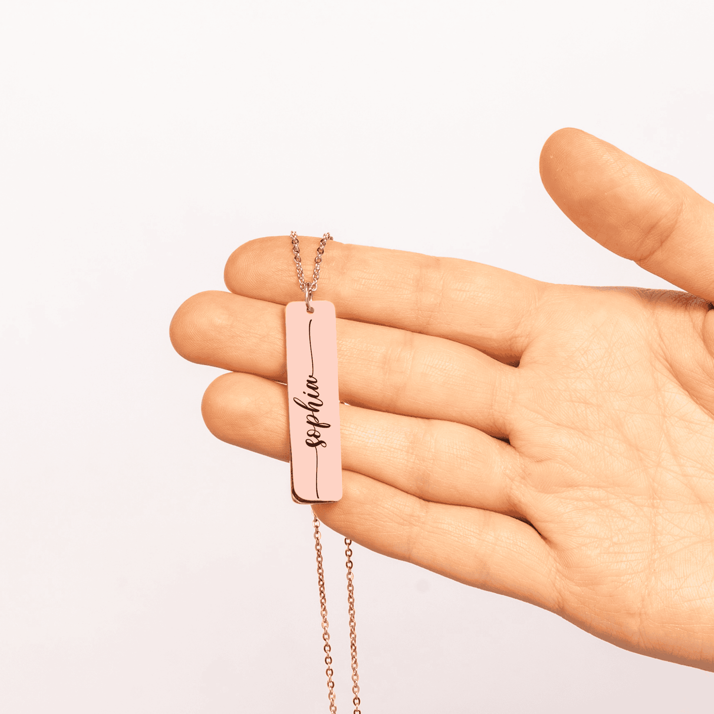 Personalized Vertical Name Necklace – Custom Engraved Jewelry