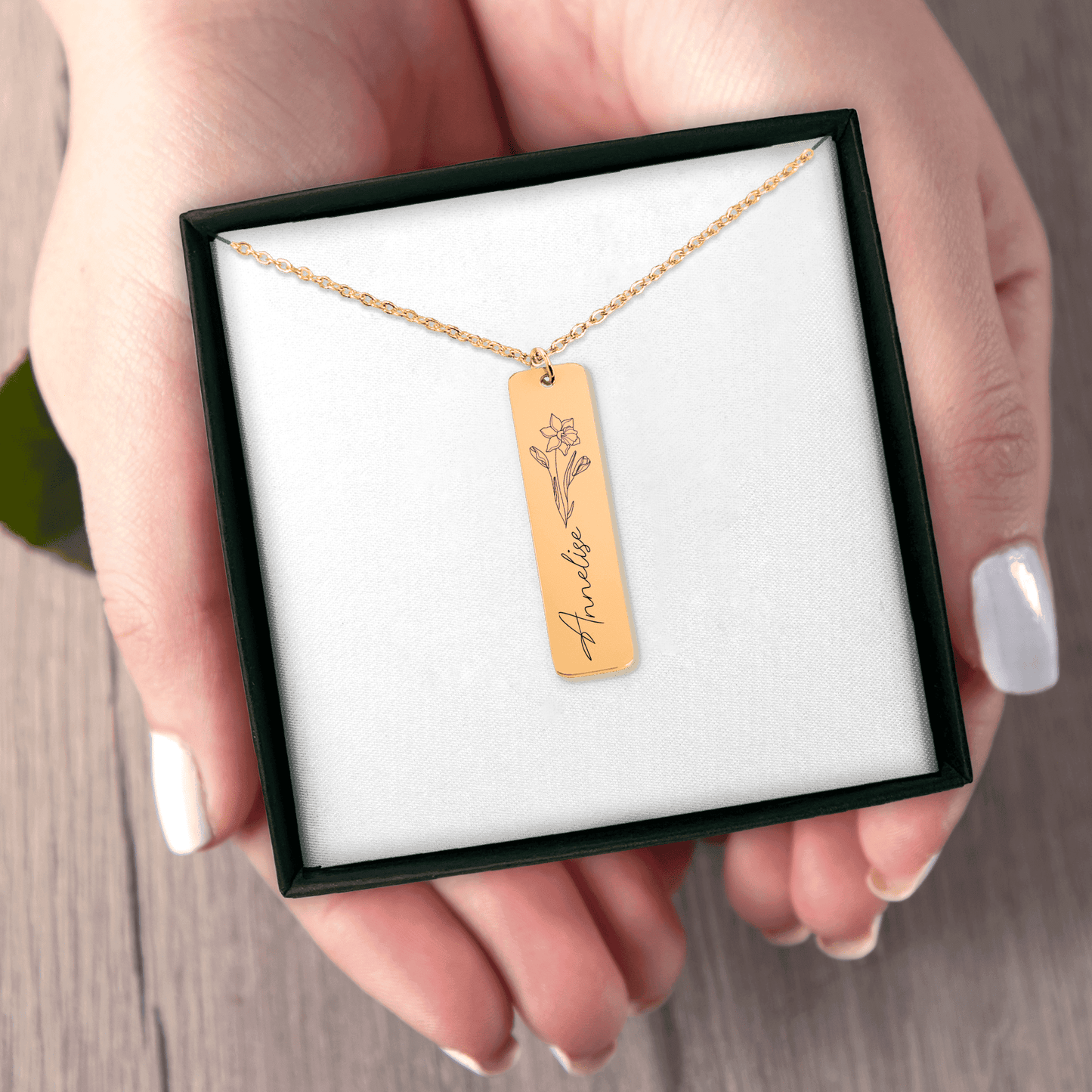 Personalized Engraved Birth Flower & Name Necklace - Custom Jewelry