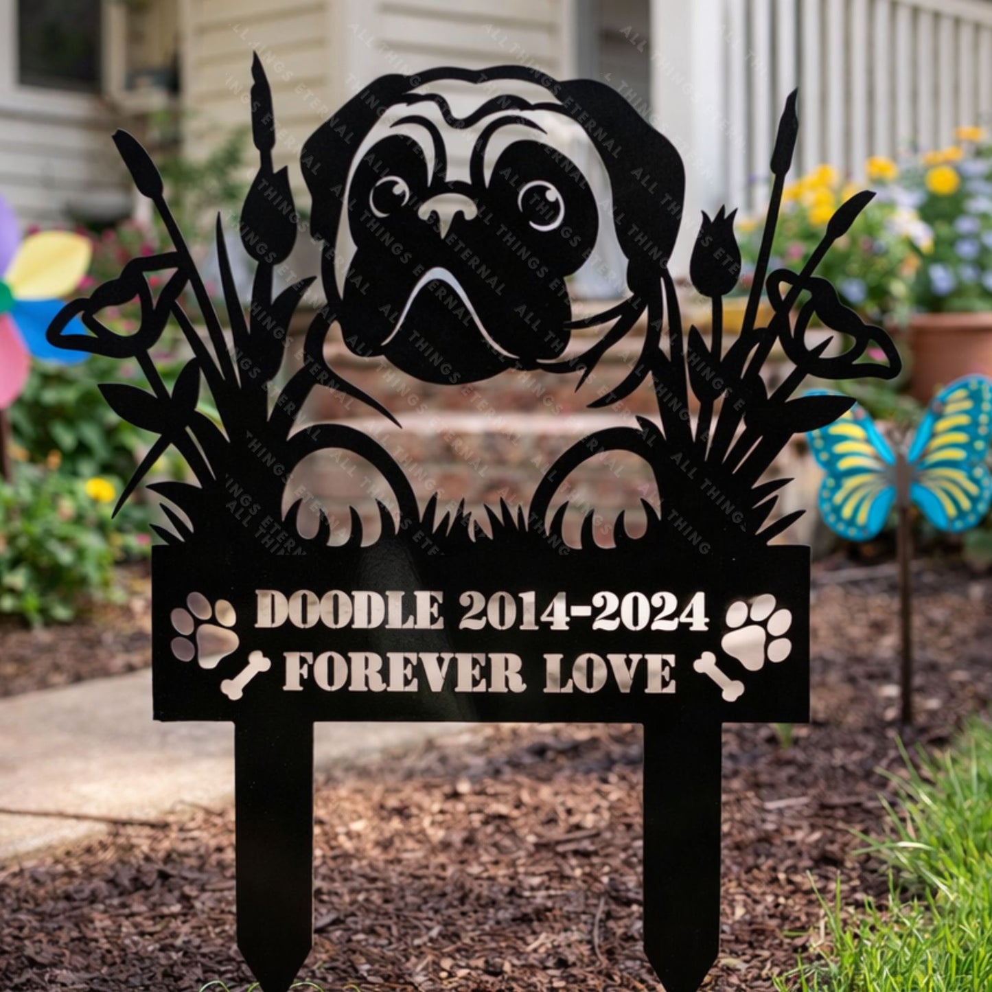 Personalized Pug Memorial Stake – Custom Metal Pet Grave Marker