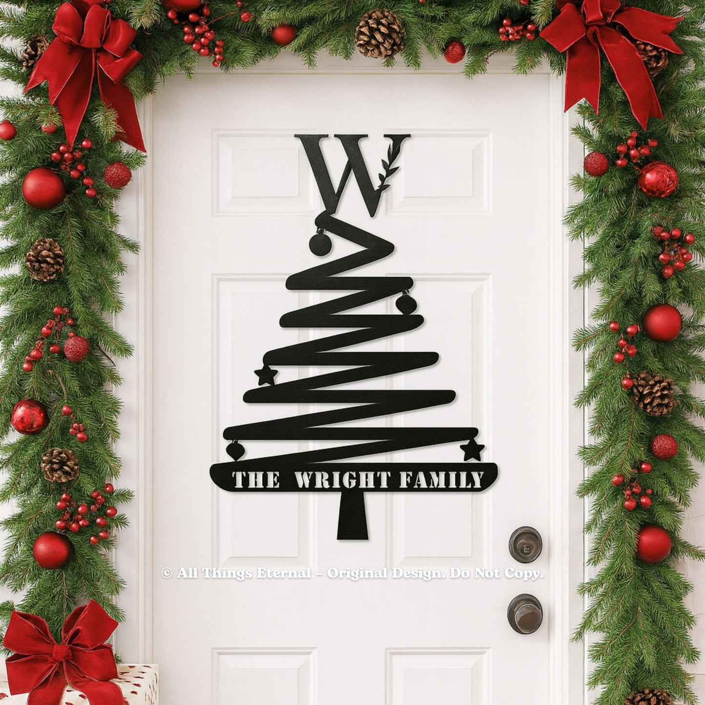 Personalized Monogram Spiral Christmas Tree Metal Sign – Holiday Decor