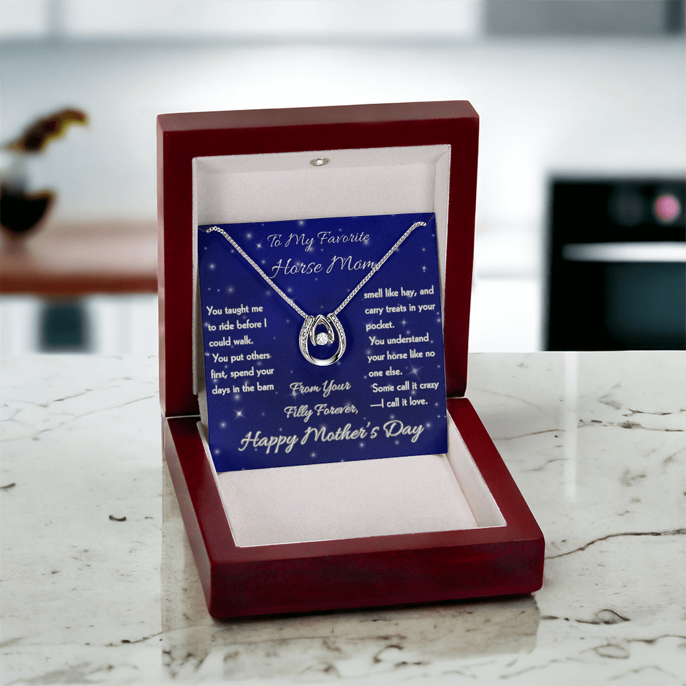 To My Favorite Horse Mom Lucky Pendant Necklace – Meaningful Mother's Day Gift